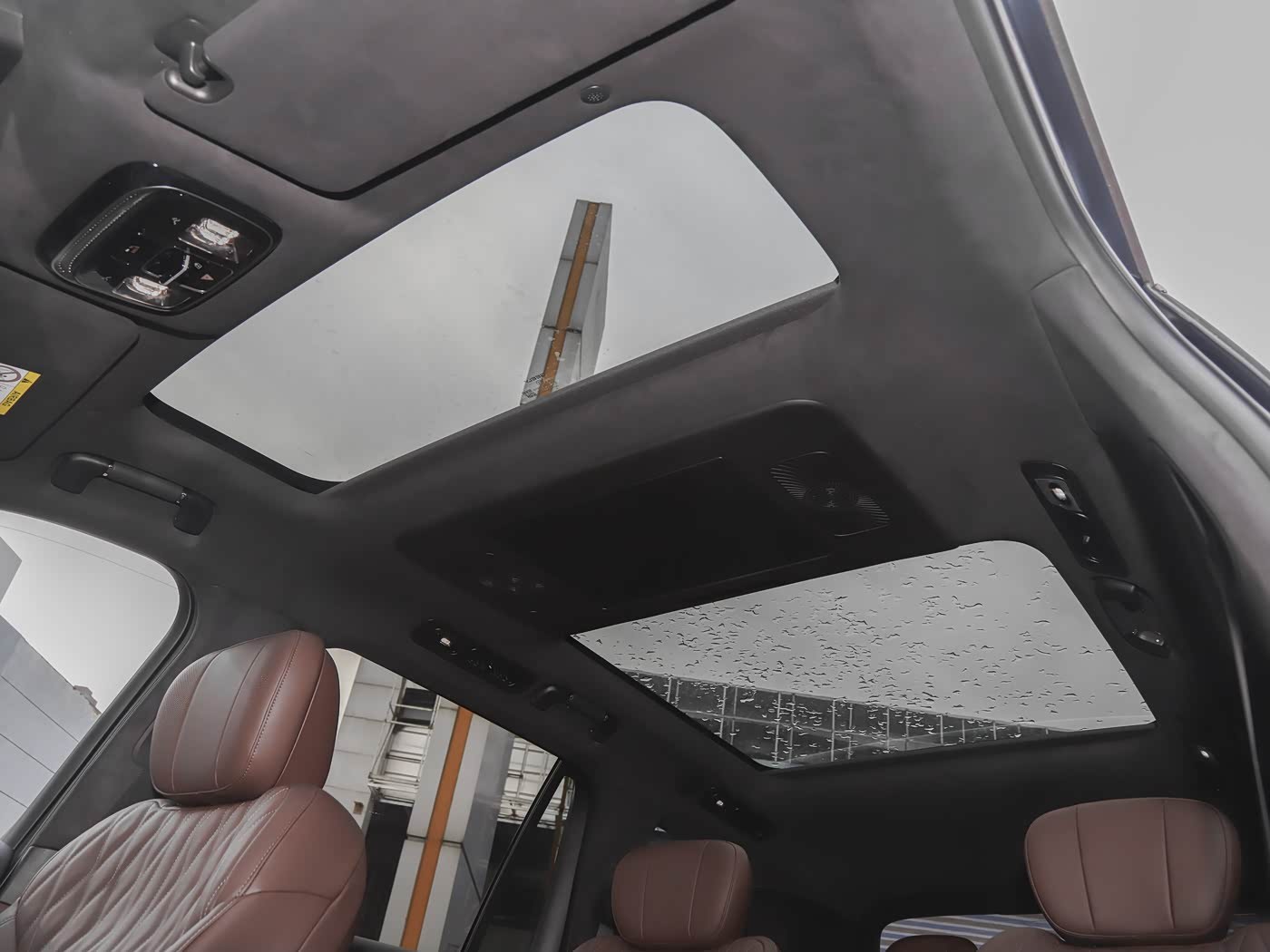 Geely Galaxy M9 — панорамная крыша
